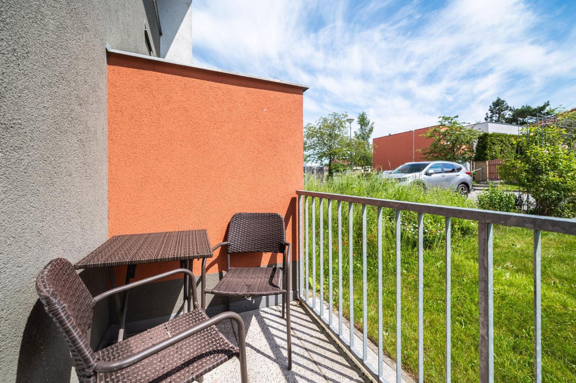 Relax Park Trebon I Aparthotel Buitenkant foto